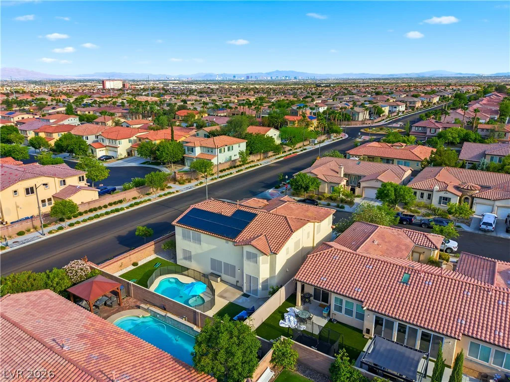 9404 Forest Edge, Las Vegas, NV 89149