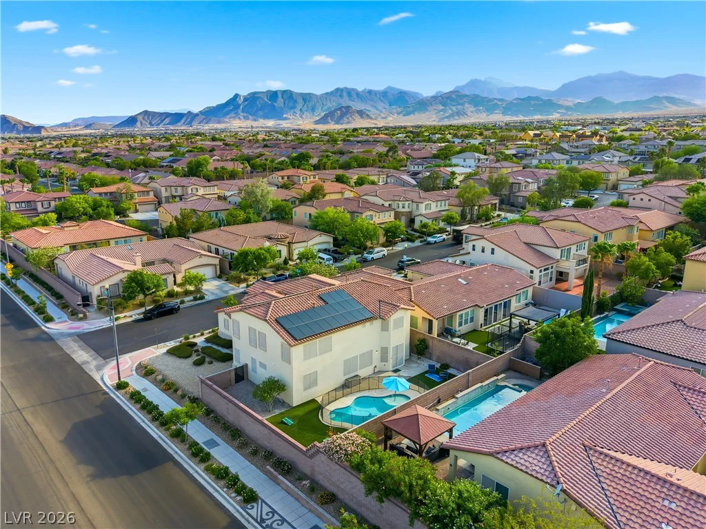 9404 Forest Edge, Las Vegas, NV 89149