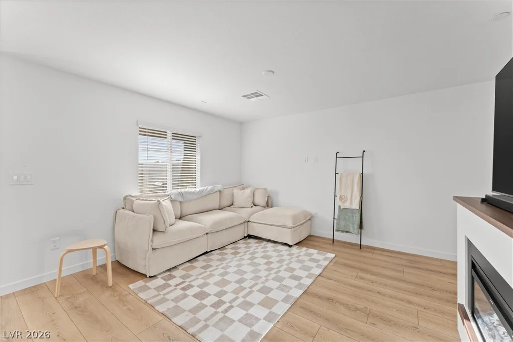 9481 Sky Pointe, Las Vegas, NV 89143