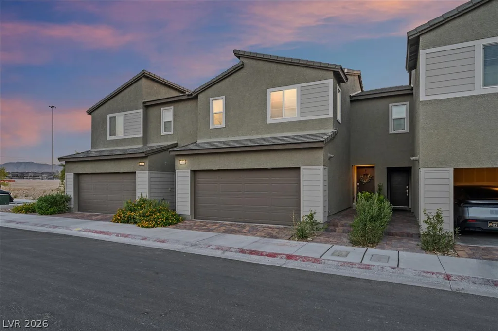 9481 Sky Pointe, Las Vegas, NV 89143
