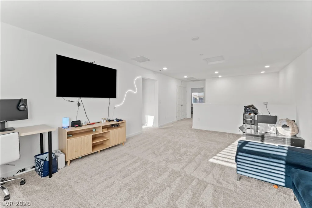 9481 Sky Pointe, Las Vegas, NV 89143