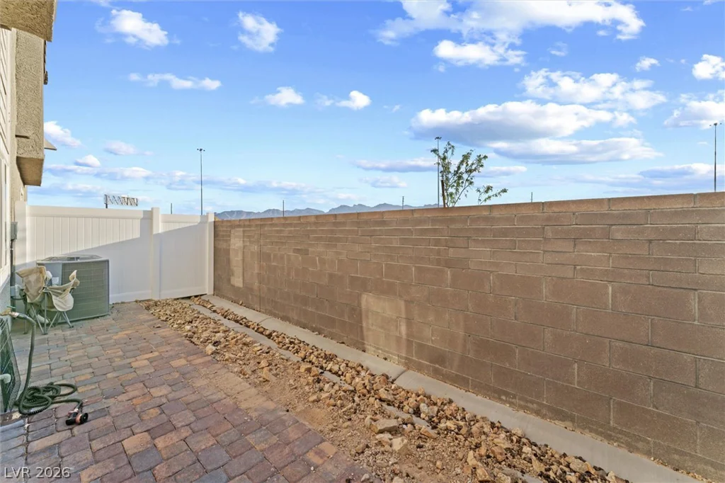 9481 Sky Pointe, Las Vegas, NV 89143