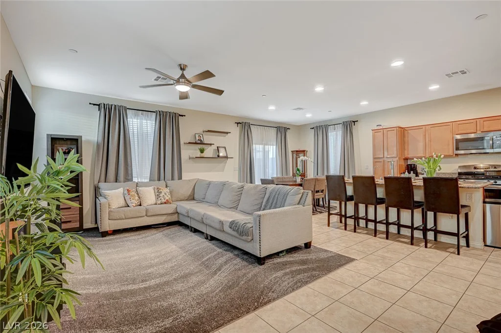 379 Badinerie, Henderson, NV 89011
