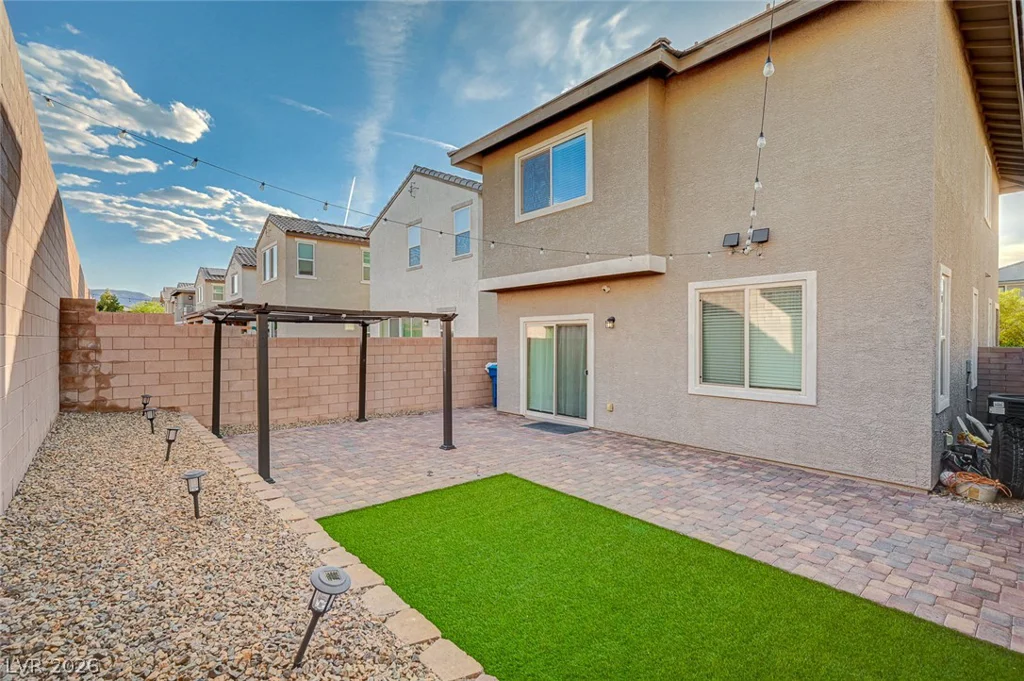 379 Badinerie, Henderson, NV 89011