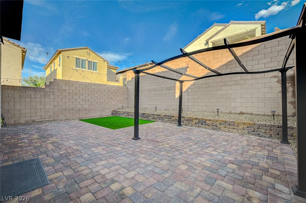379 Badinerie, Henderson, NV 89011
