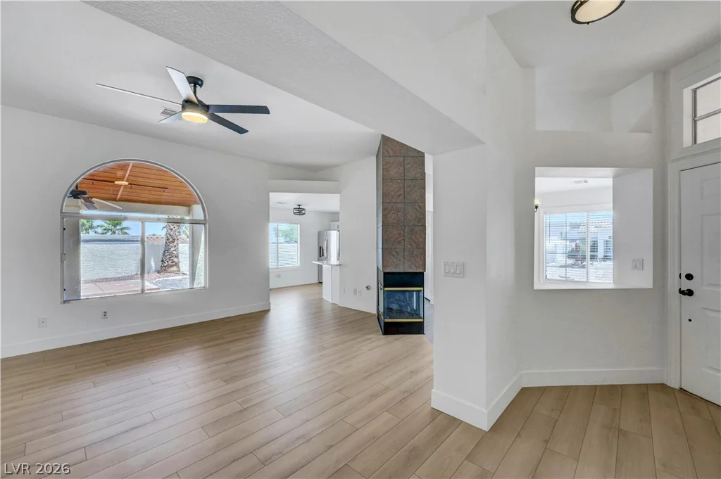 400 Breeze, Henderson, NV 89015