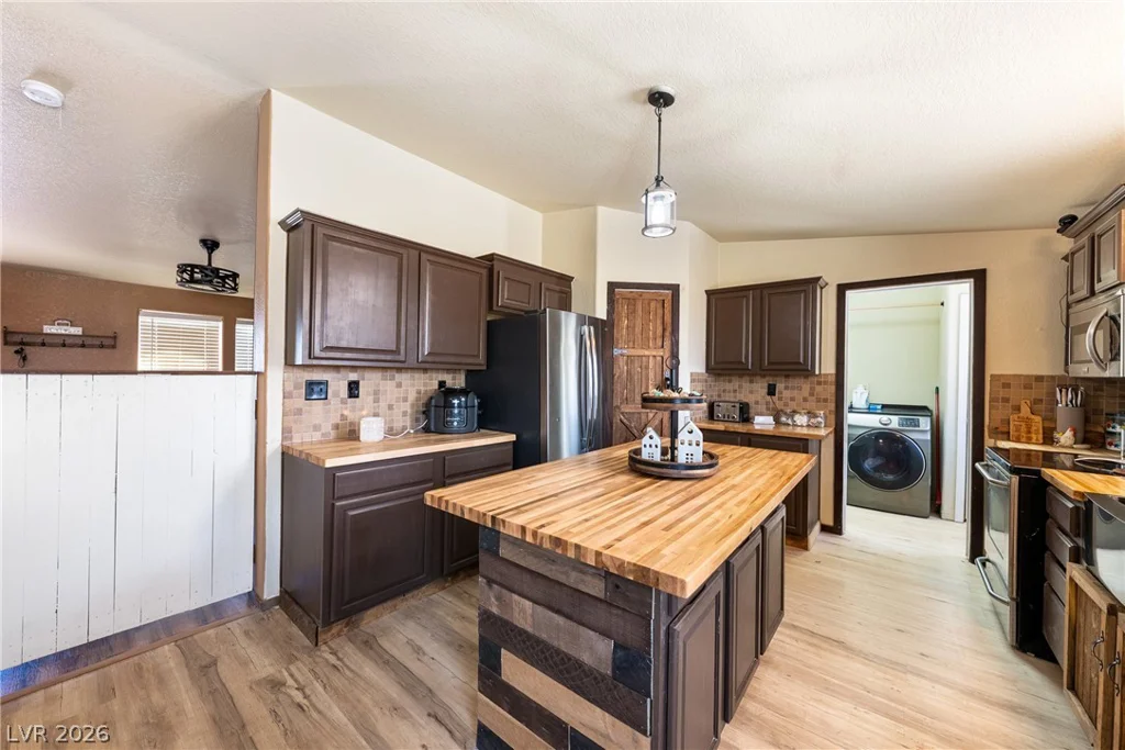 2600 Gamebird, Pahrump, NV 89048