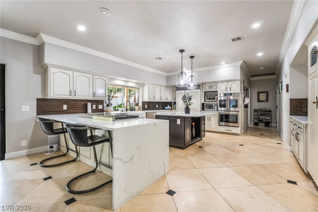 7525 Eldora, Las Vegas, NV 89117