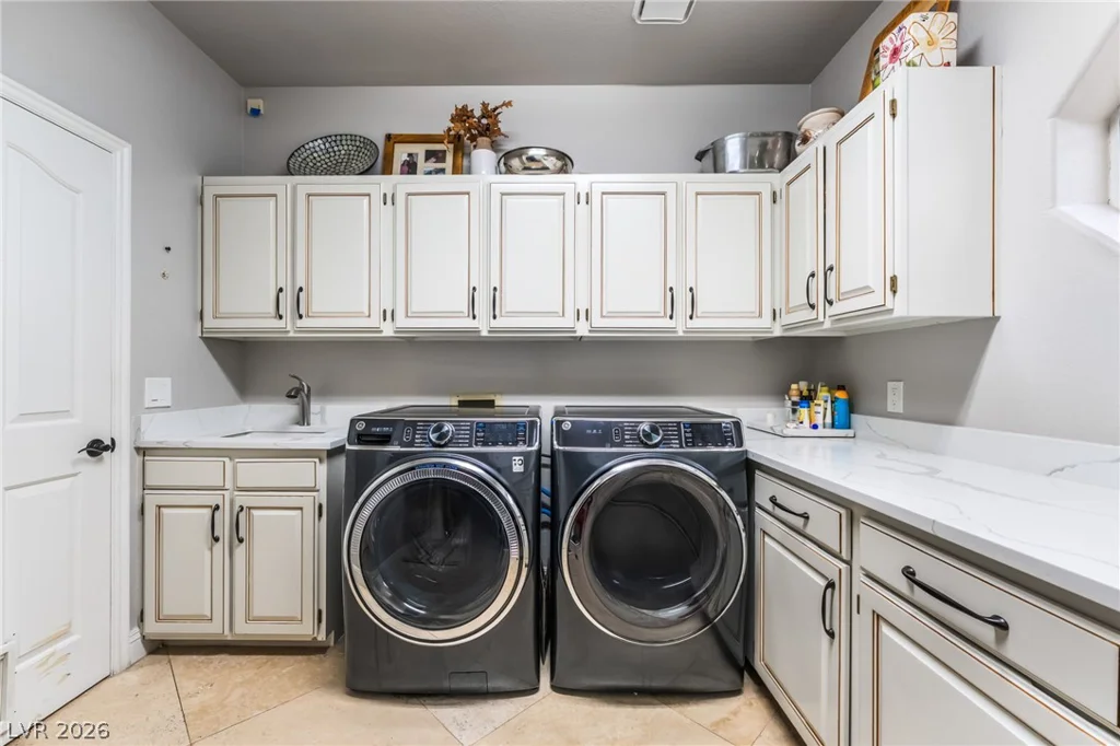 7525 Eldora, Las Vegas, NV 89117
