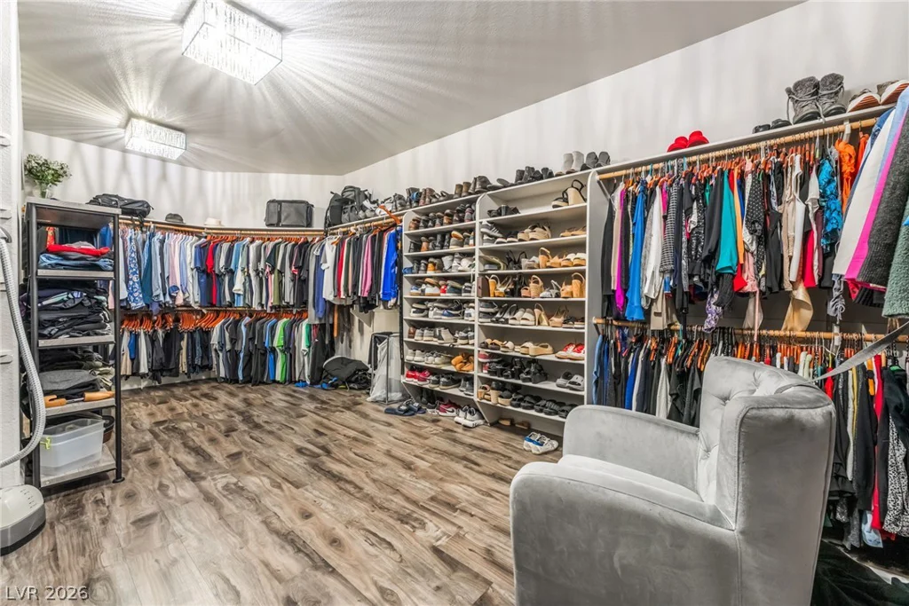 7525 Eldora, Las Vegas, NV 89117
