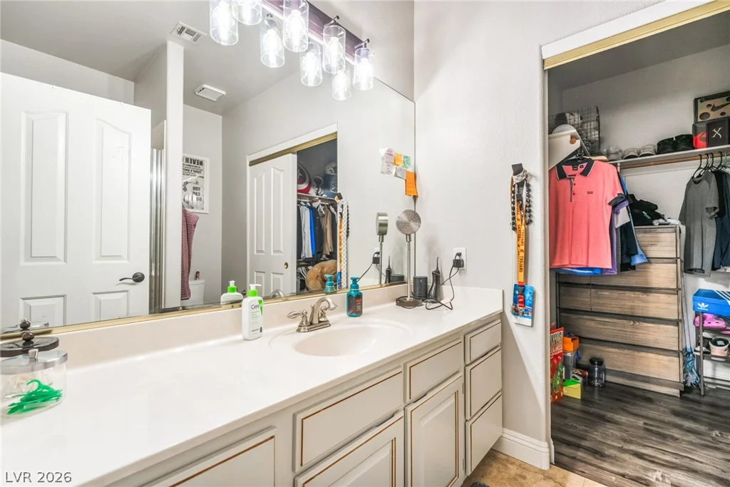 7525 Eldora, Las Vegas, NV 89117