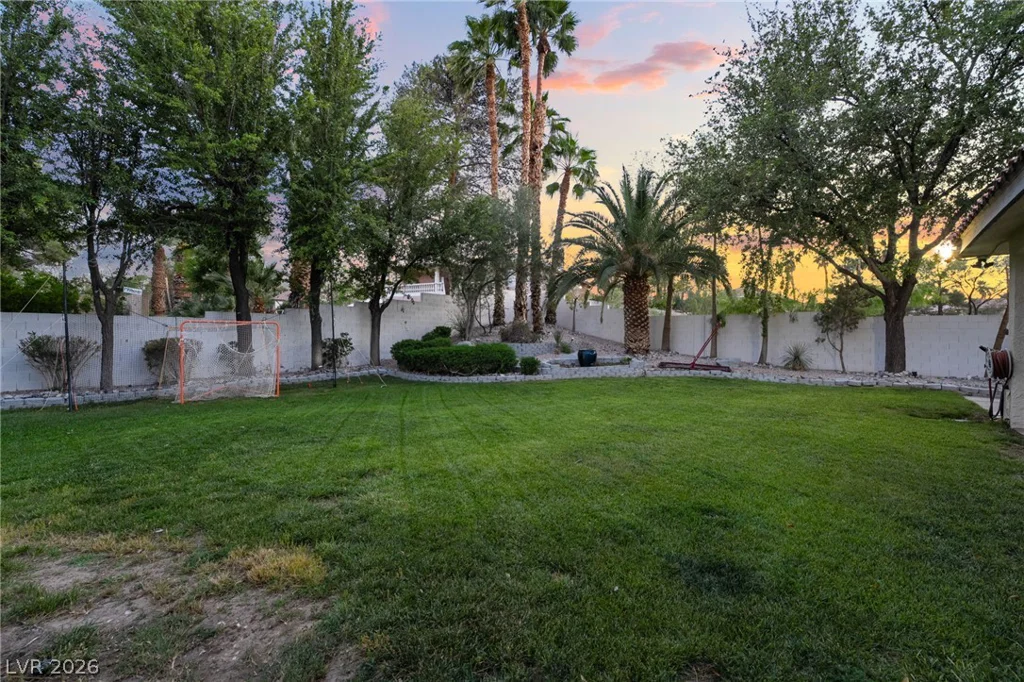 7525 Eldora, Las Vegas, NV 89117
