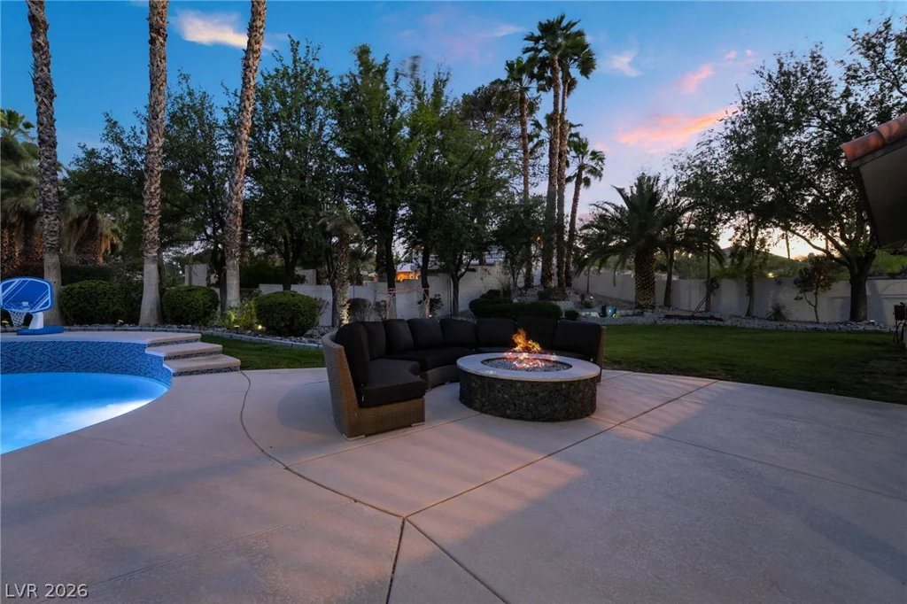7525 Eldora, Las Vegas, NV 89117