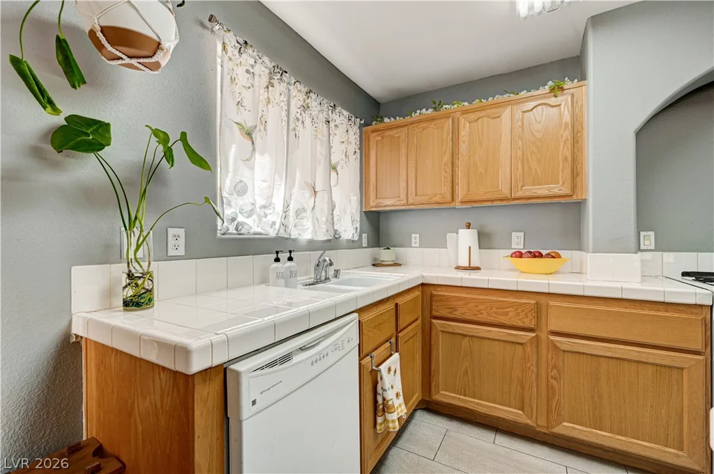 7319 Dicentra, Las Vegas, NV 89113