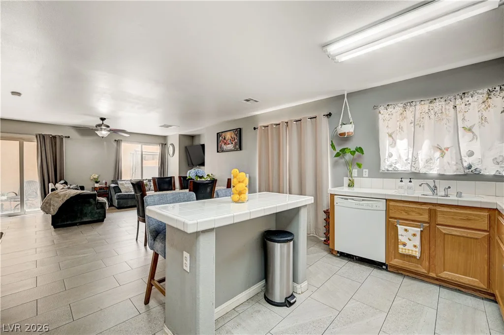 7319 Dicentra, Las Vegas, NV 89113