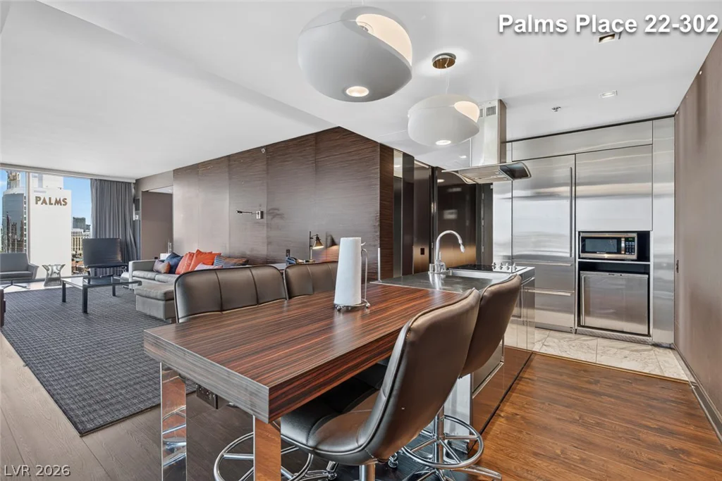 4381 Flamingo, Las Vegas, NV 89103