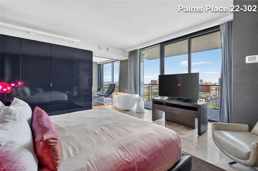 4381 Flamingo, Las Vegas, NV 89103