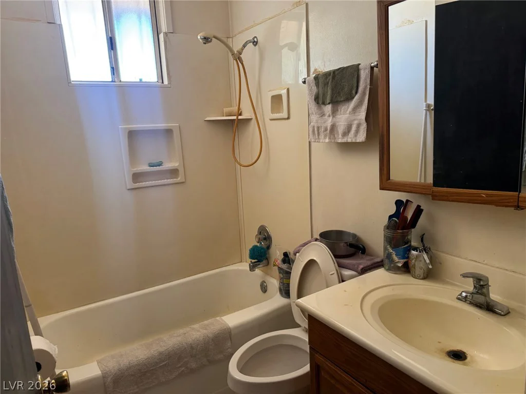 1821 Canosa, Las Vegas, NV 89104