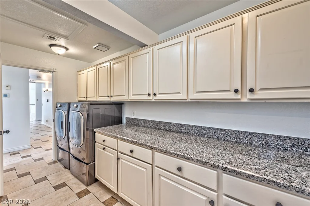 5745 Meranto, Las Vegas, NV 89139