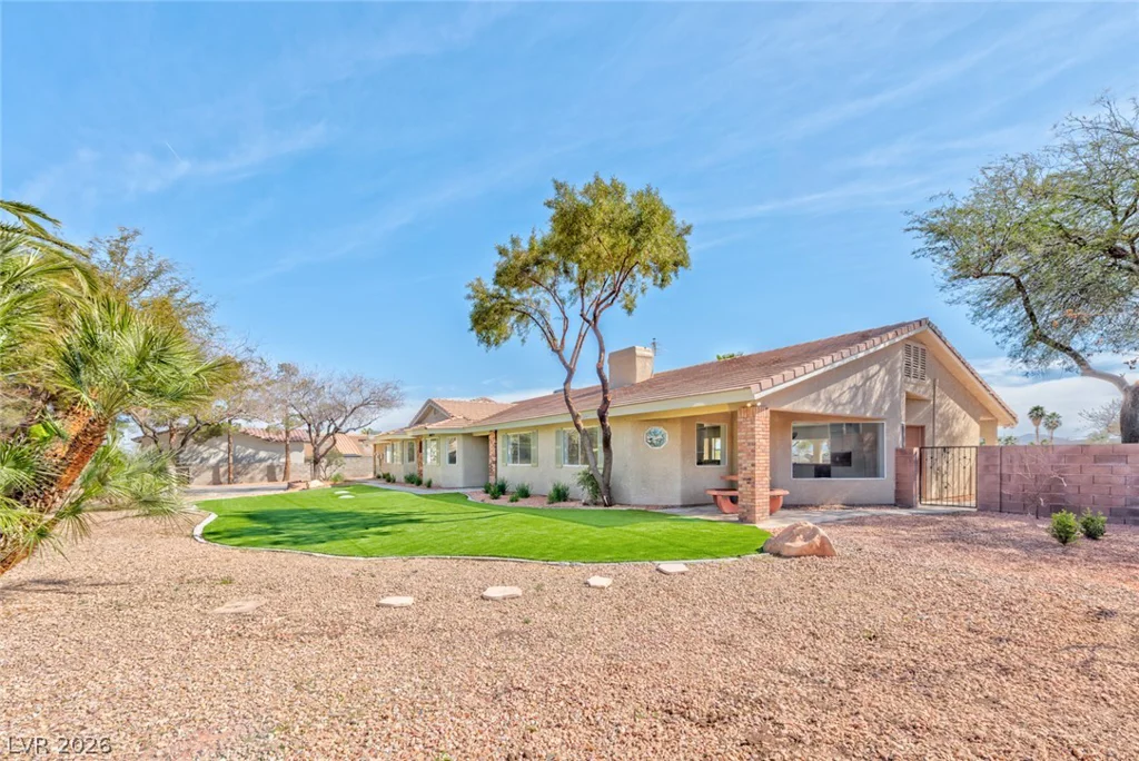 5745 Meranto, Las Vegas, NV 89139