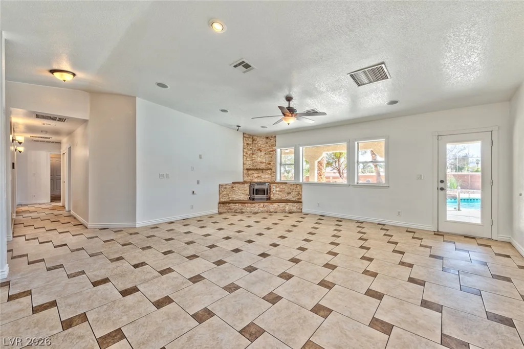5745 Meranto, Las Vegas, NV 89139