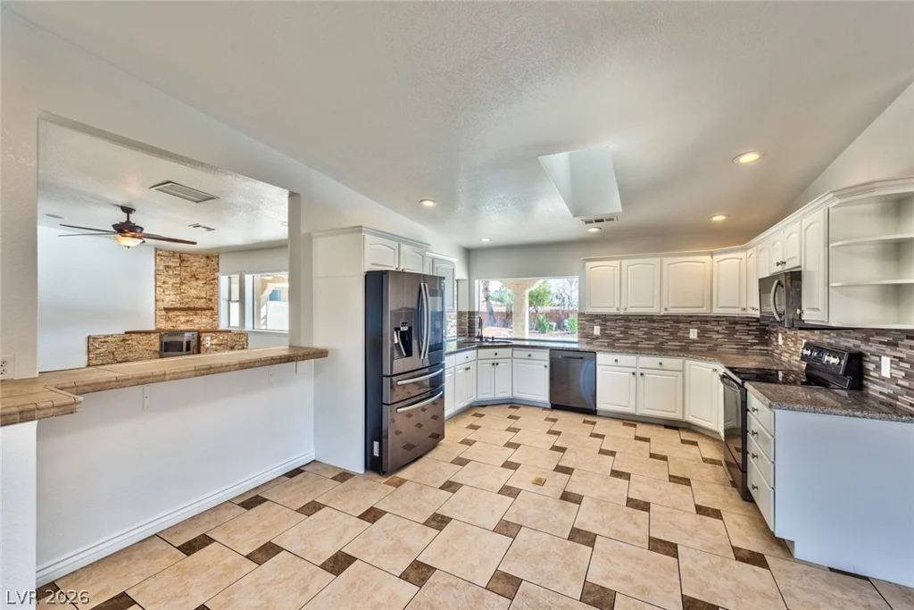 5745 Meranto, Las Vegas, NV 89139