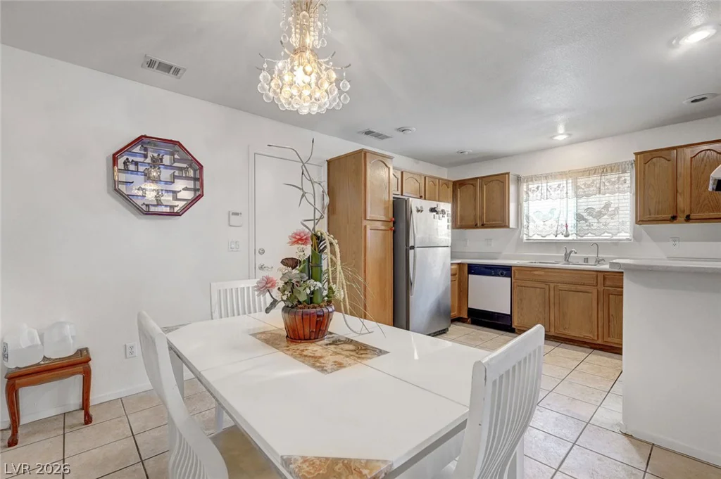 6086 Sunken River, Las Vegas, NV 89118