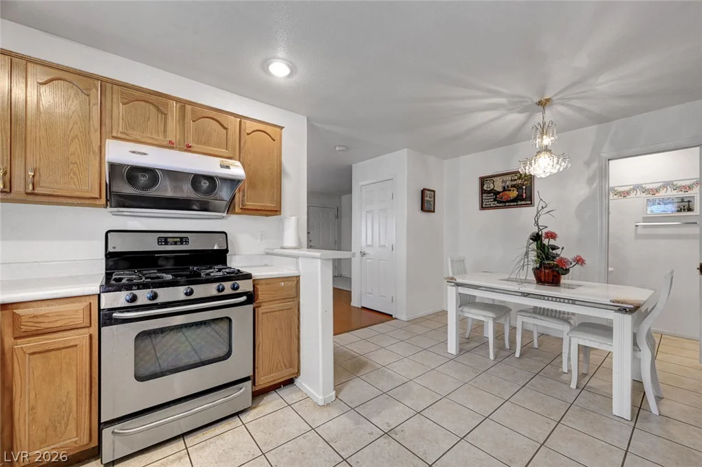 6086 Sunken River, Las Vegas, NV 89118