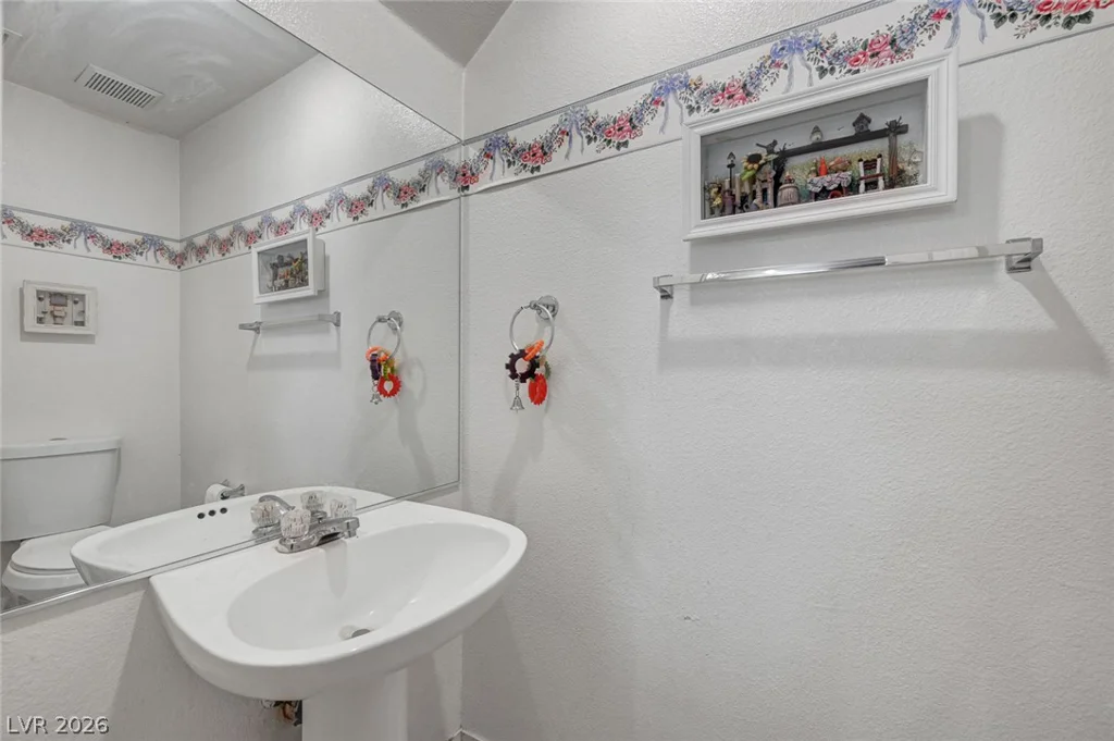 6086 Sunken River, Las Vegas, NV 89118