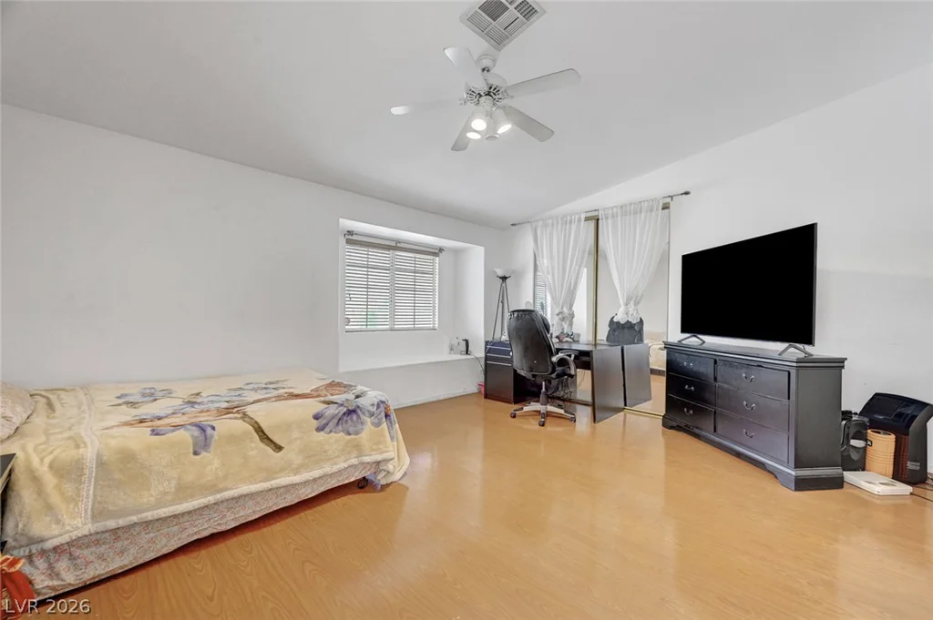 6086 Sunken River, Las Vegas, NV 89118