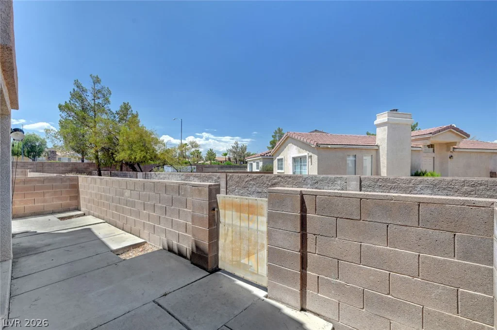 6086 Sunken River, Las Vegas, NV 89118