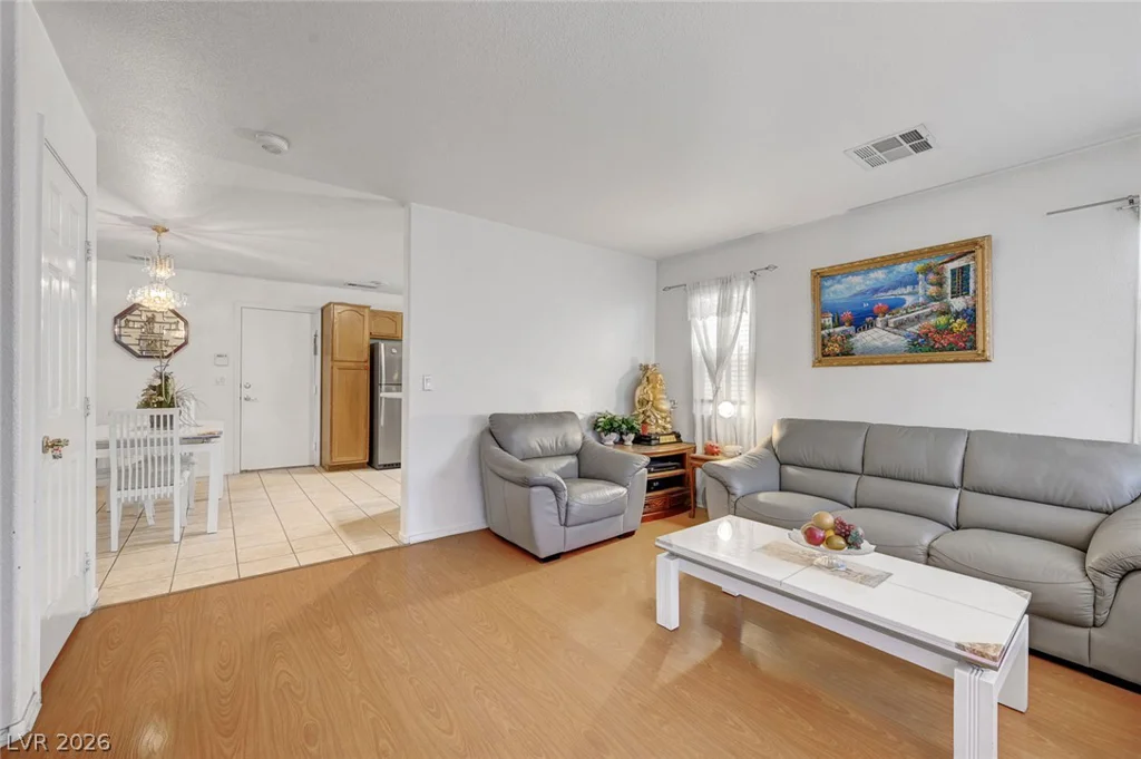 6086 Sunken River, Las Vegas, NV 89118