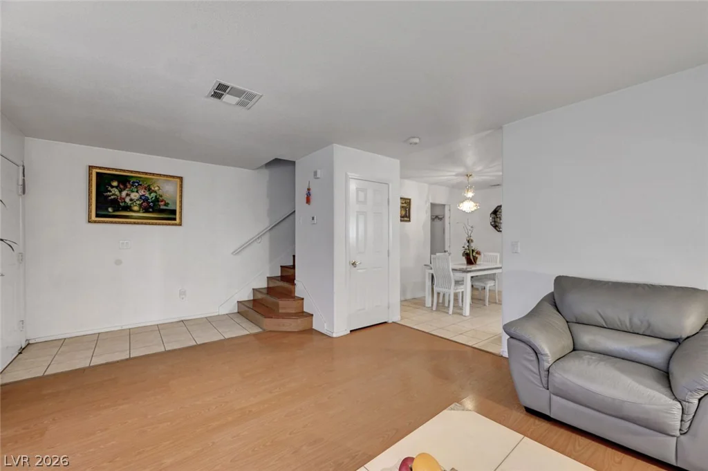 6086 Sunken River, Las Vegas, NV 89118