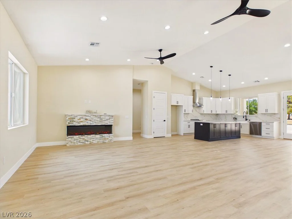 2861 Firestone, Pahrump, NV 89048