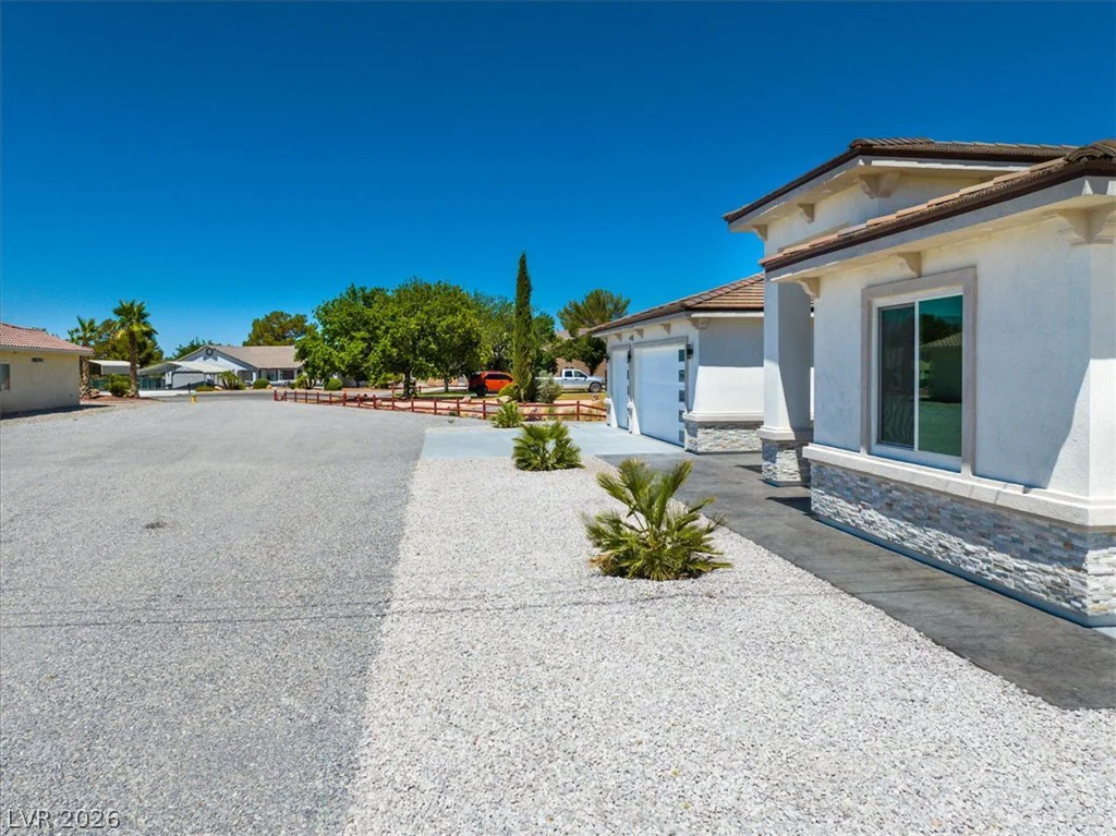 2861 Firestone, Pahrump, NV 89048