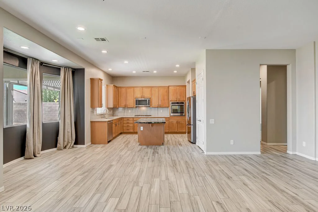 2756 Leys Burnett, Henderson, NV 89044