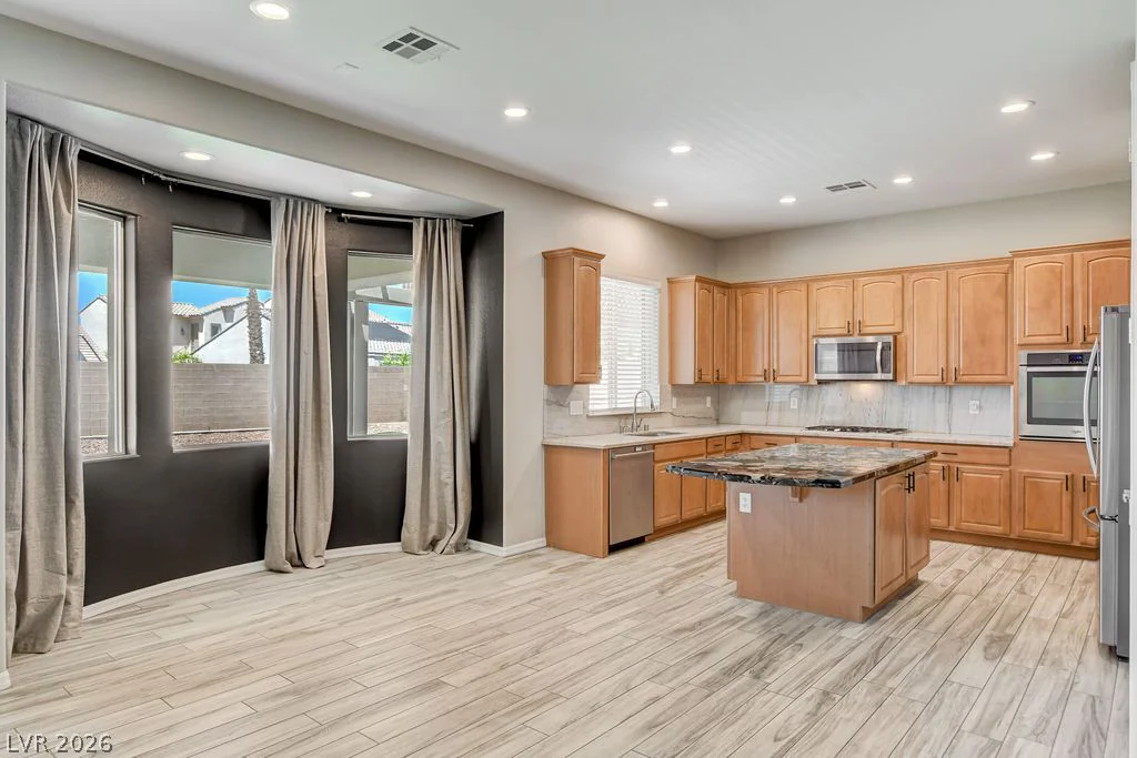 2756 Leys Burnett, Henderson, NV 89044