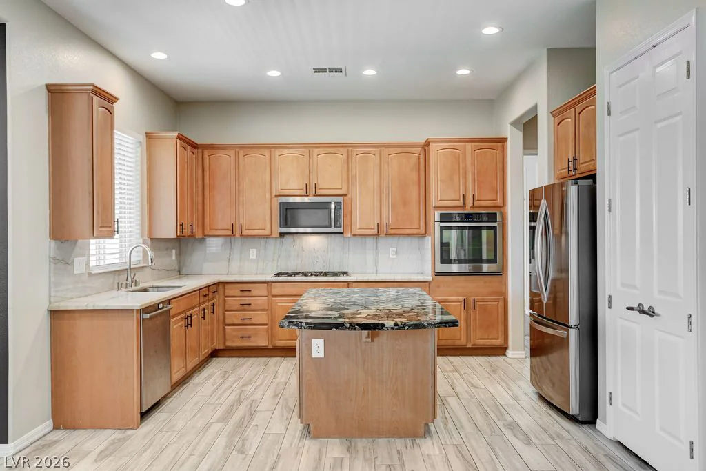 2756 Leys Burnett, Henderson, NV 89044