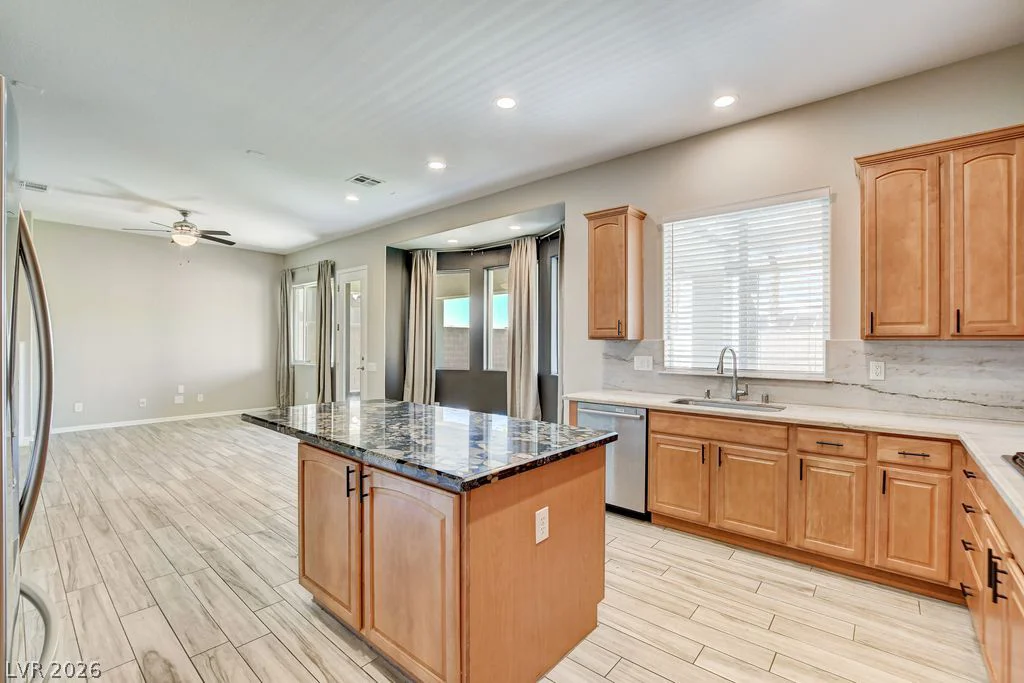 2756 Leys Burnett, Henderson, NV 89044
