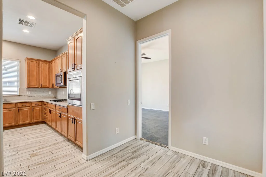 2756 Leys Burnett, Henderson, NV 89044