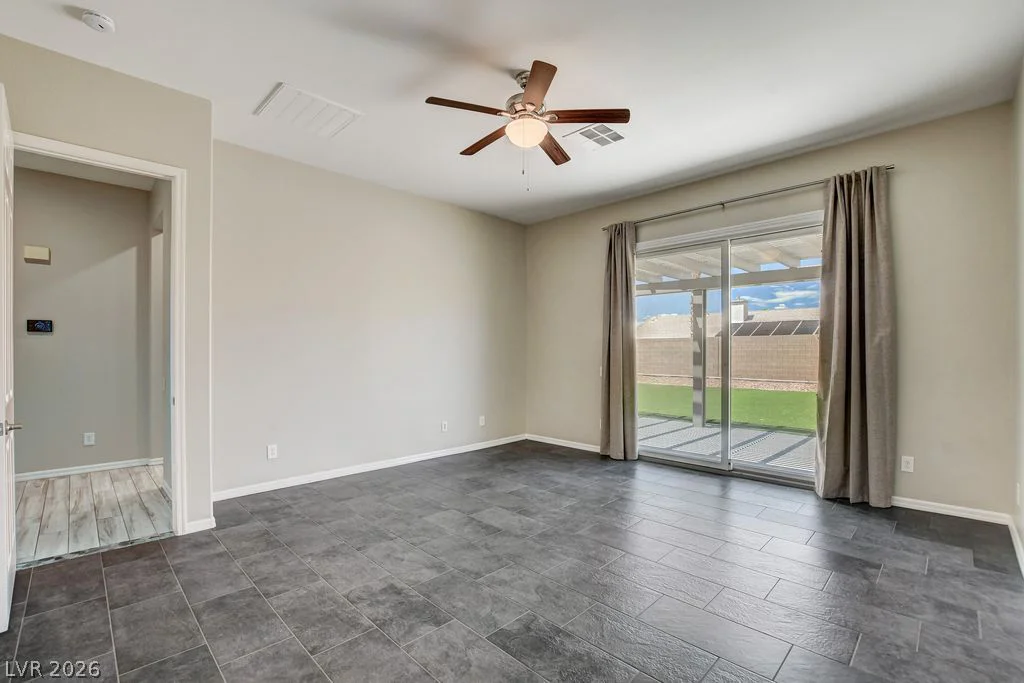 2756 Leys Burnett, Henderson, NV 89044