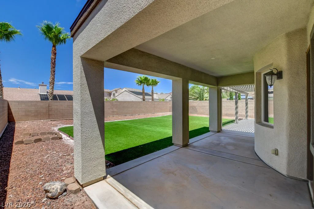 2756 Leys Burnett, Henderson, NV 89044