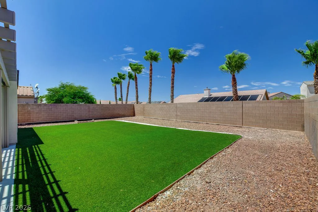 2756 Leys Burnett, Henderson, NV 89044