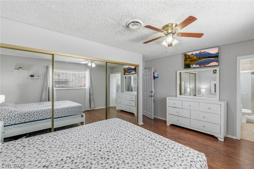 3948 Oakhill, Las Vegas, NV 89121