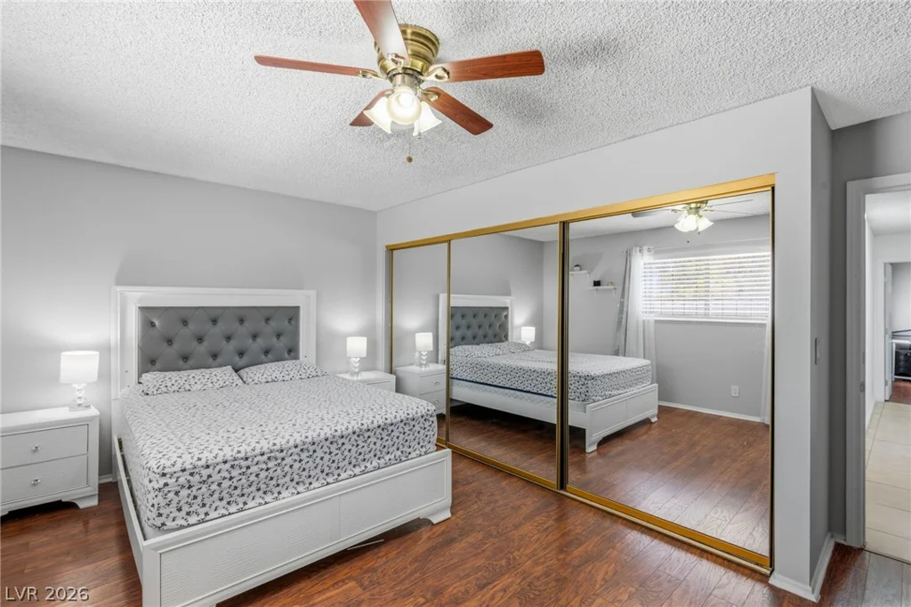 3948 Oakhill, Las Vegas, NV 89121