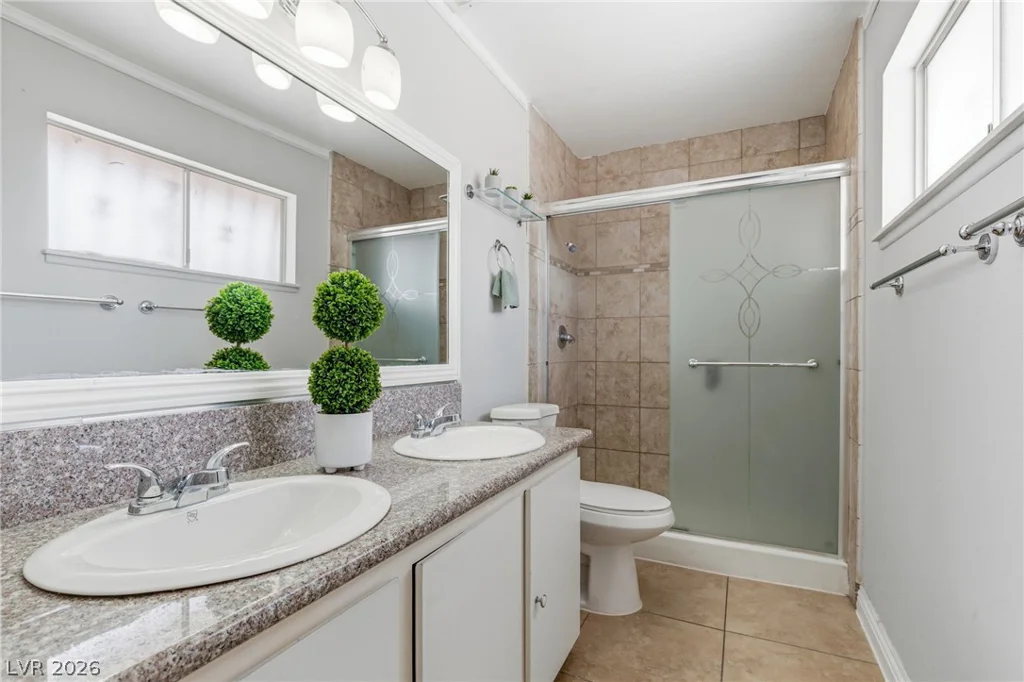 3948 Oakhill, Las Vegas, NV 89121