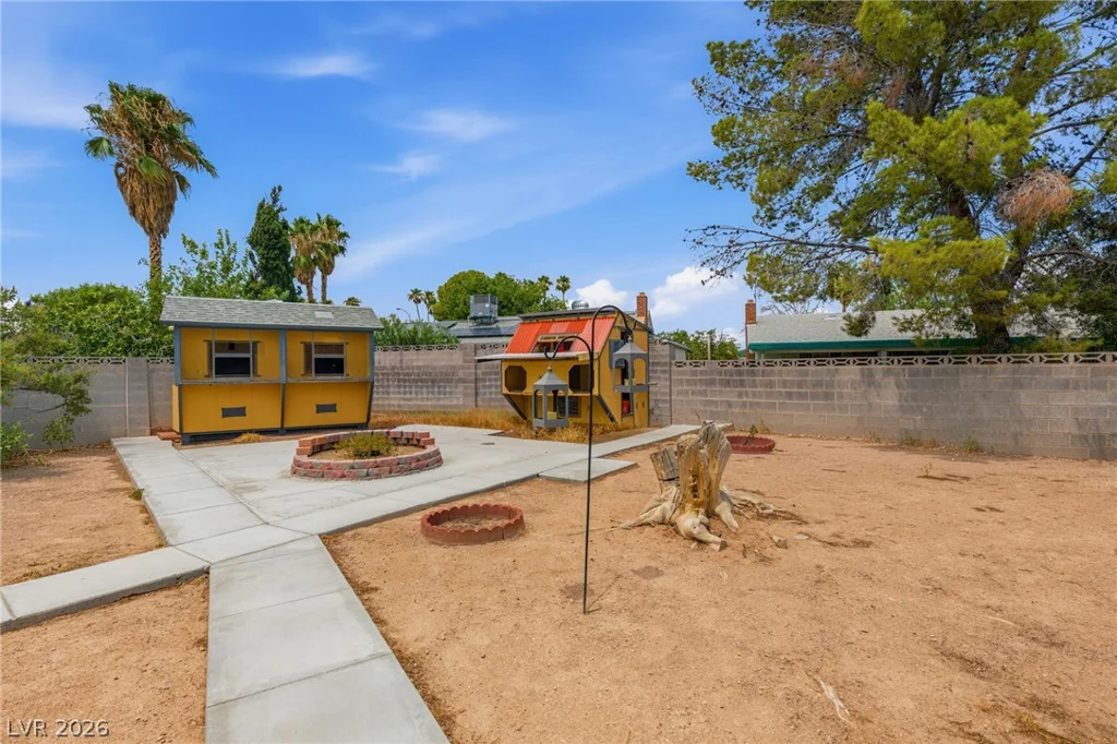 3948 Oakhill, Las Vegas, NV 89121