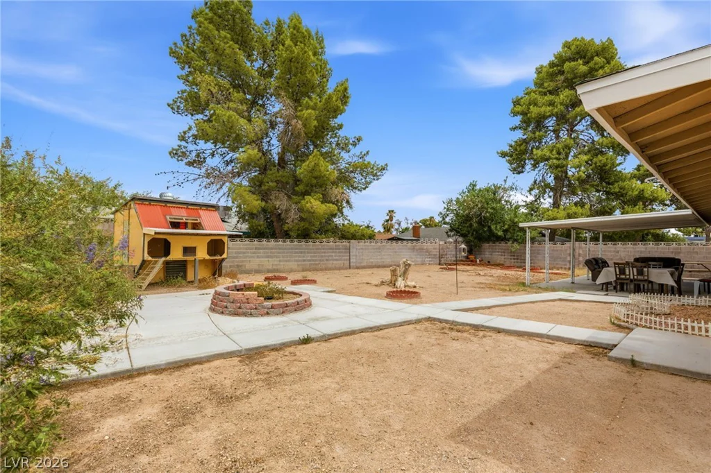 3948 Oakhill, Las Vegas, NV 89121