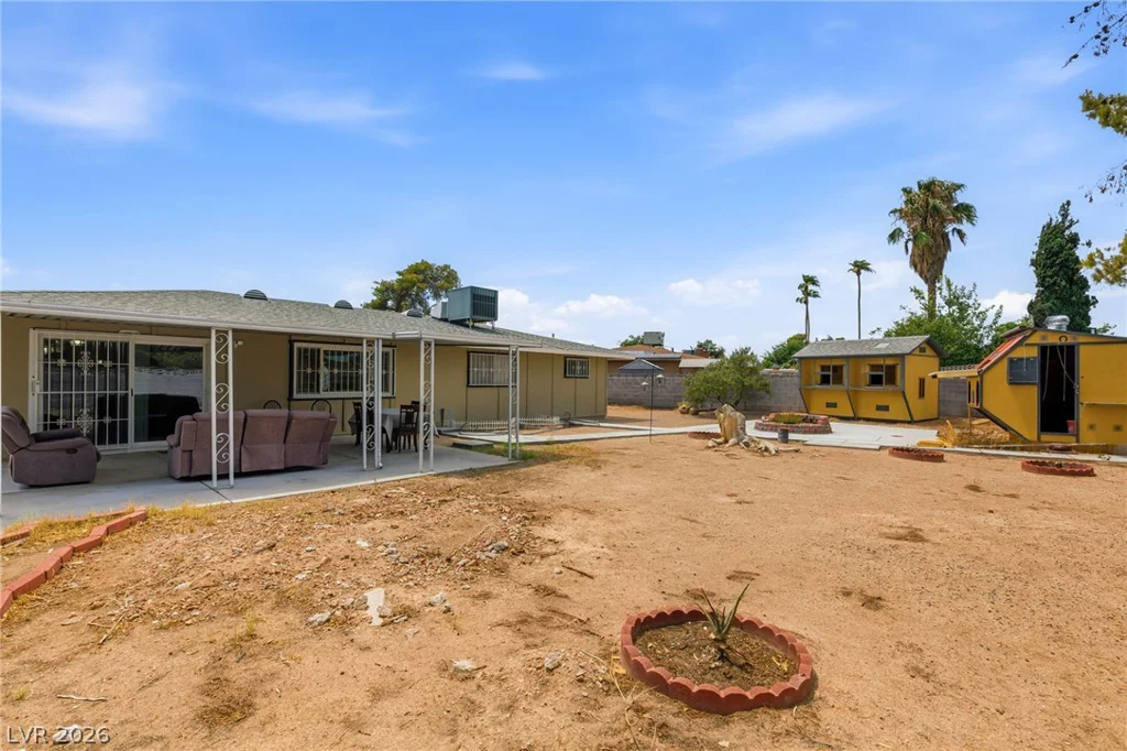 3948 Oakhill, Las Vegas, NV 89121
