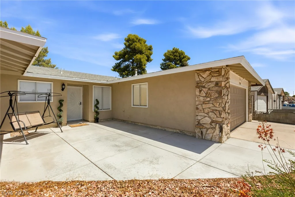 3948 Oakhill, Las Vegas, NV 89121